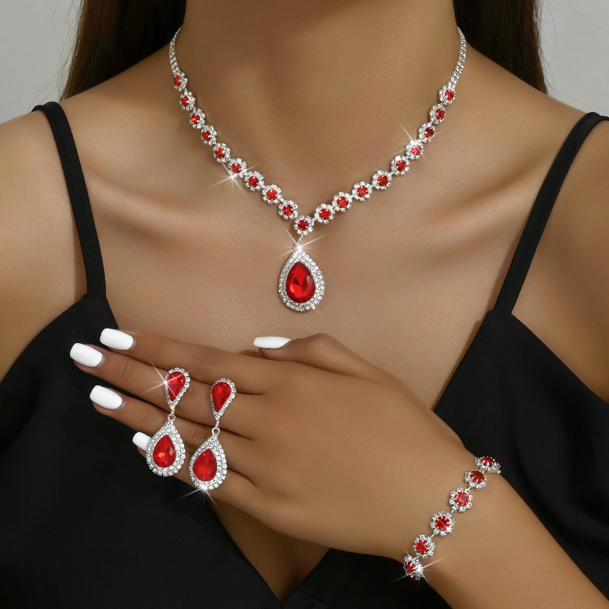 Fashion Jewelry Bridal Jewelry Suit Necklace Ear Stud Bracelet