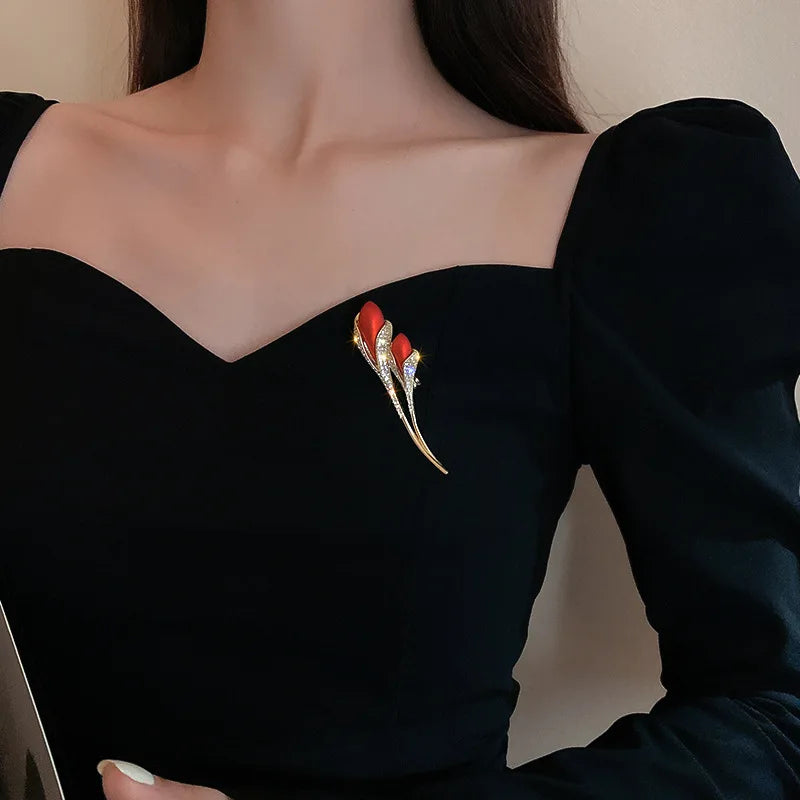 Rhinestone Red Rose Flower Brooches for Women Elegant